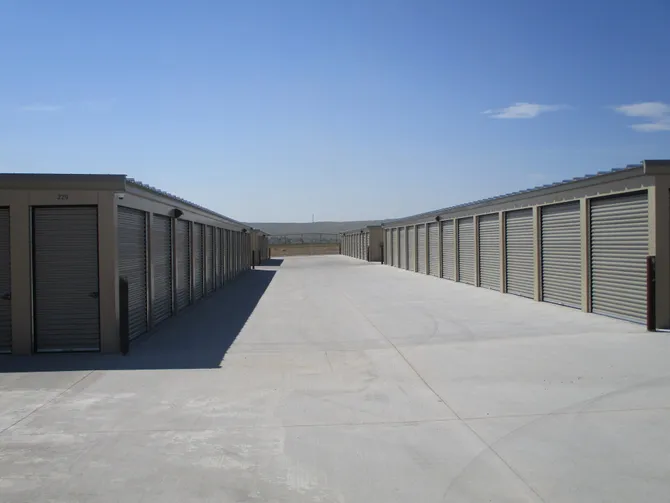 Facility03