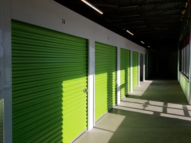 Facility08